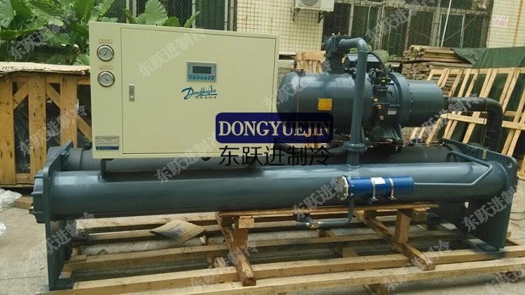 螺桿式冷凍機 螺桿式冷凍機